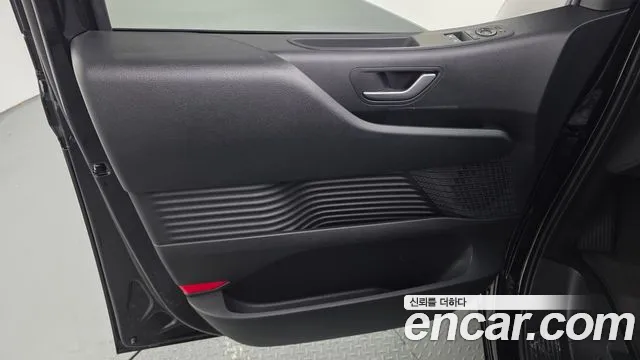 Hyundai Staria — фото 24