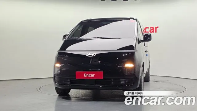Hyundai Staria — фото 3