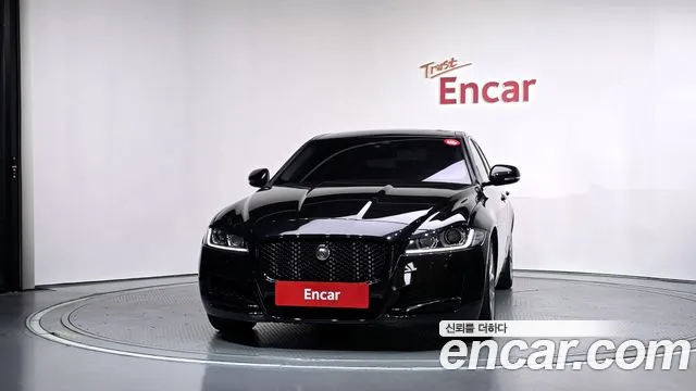 Jaguar XF — фото 3