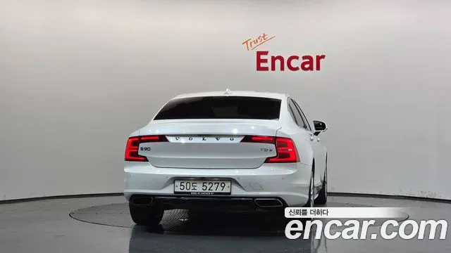Volvo S90 — фото 4