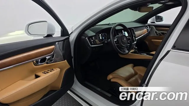 Volvo S90 — фото 10