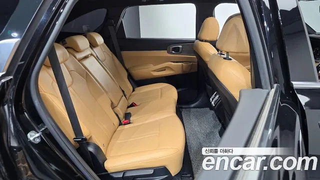 Kia Sorento — фото 11