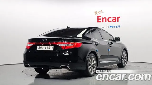 Hyundai Grandeur — фото 1