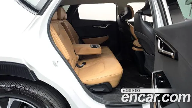 Kia EV6 — фото 11