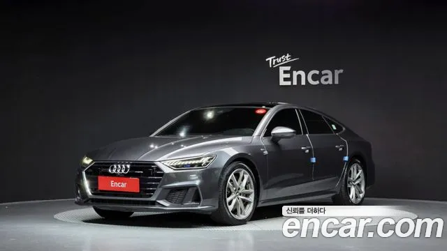 Audi A7 — фото 1