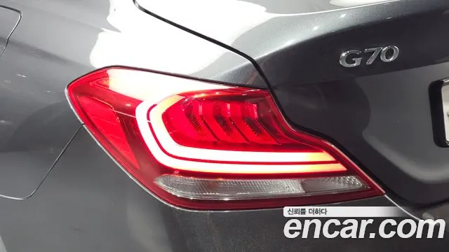 Genesis G70 — фото 23