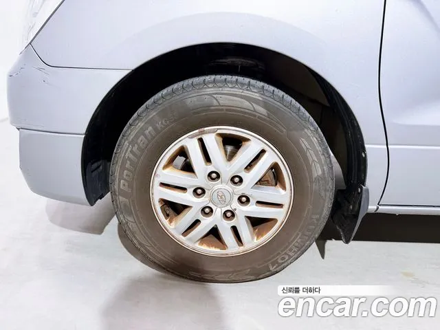 Hyundai Starex — фото 20