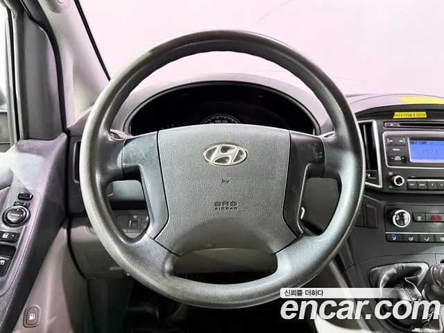 Hyundai Starex — фото 6