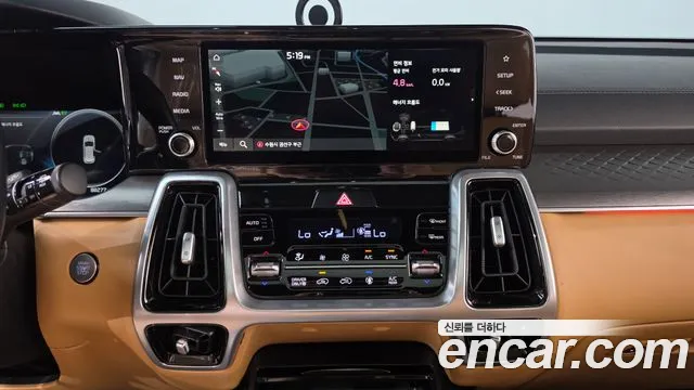 Kia Sorento — фото 12