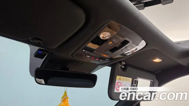 Kia Sorento — фото 14