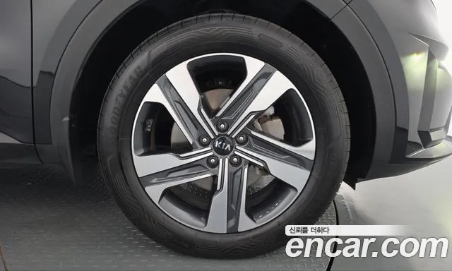 Kia Sorento — фото 21