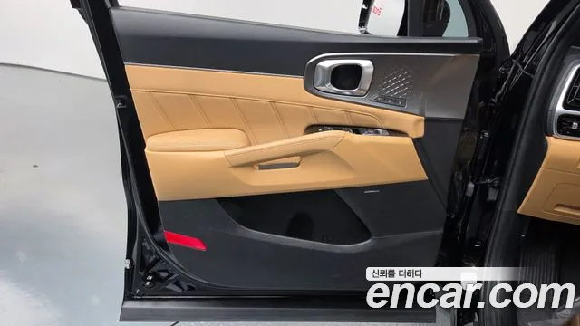 Kia Sorento — фото 24