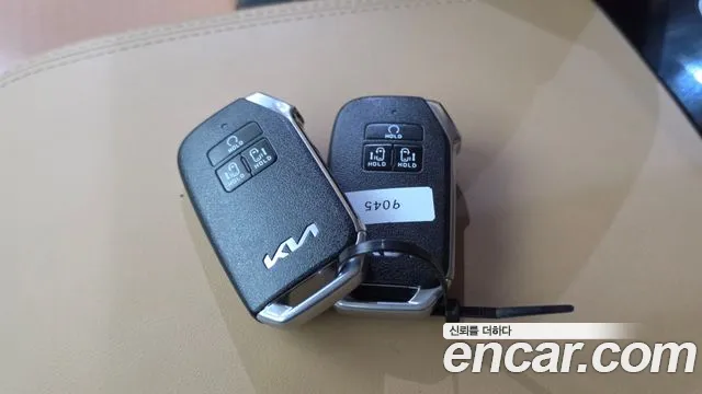 Kia Carnival — фото 18