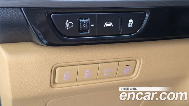 Kia Carnival — фото 37
