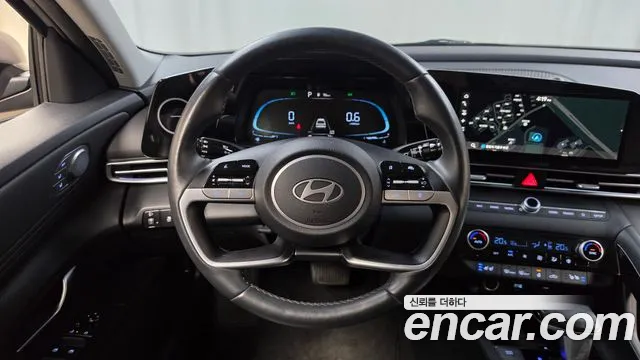 Hyundai Avante — фото 12