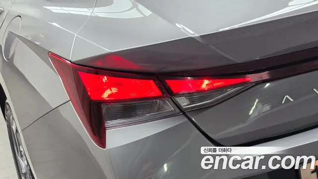 Hyundai Avante — фото 23