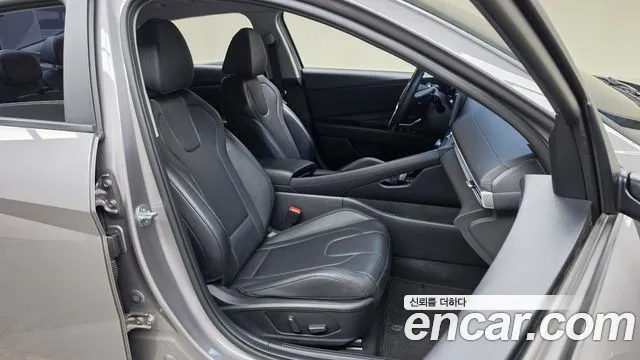 Hyundai Avante — фото 26
