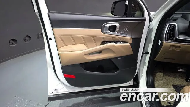 Kia Sorento — фото 24