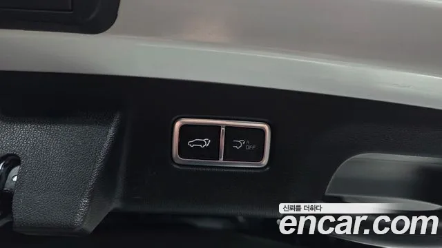 Kia Sorento — фото 28
