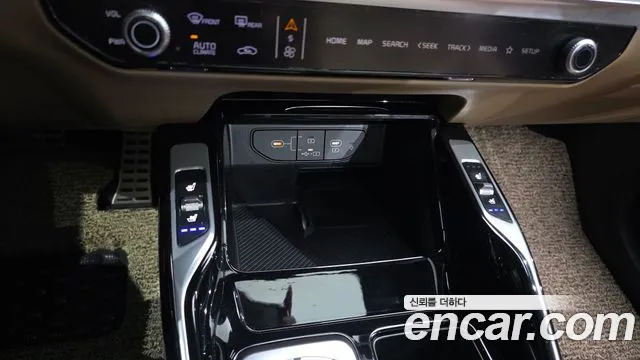 Kia Sorento — фото 31