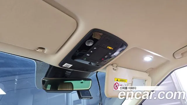 Kia Carnival — фото 30