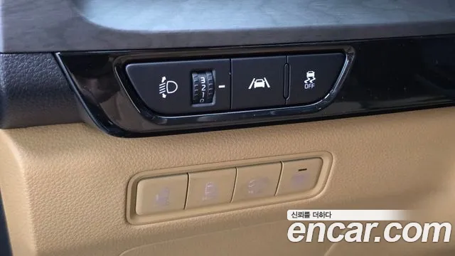 Kia Carnival — фото 37