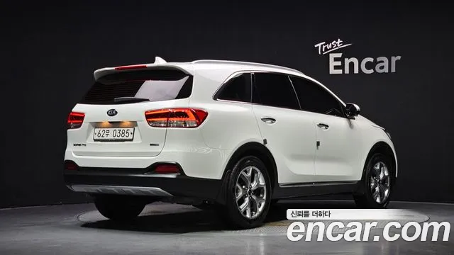 Kia Sorento — фото 1