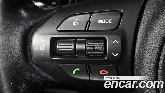 Kia Sorento — фото 15