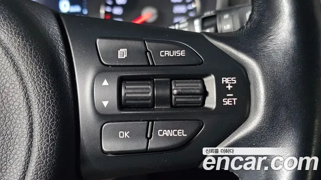 Kia Sorento — фото 16