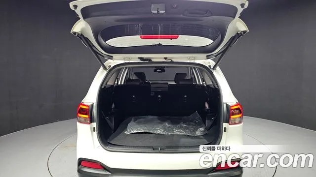 Kia Sorento — фото 33