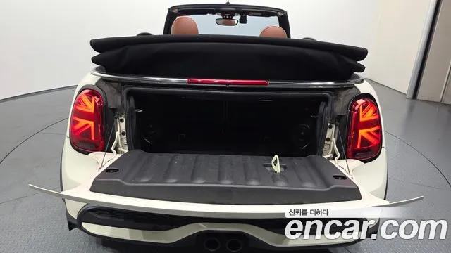 Mini Cooper Convertible — фото 19