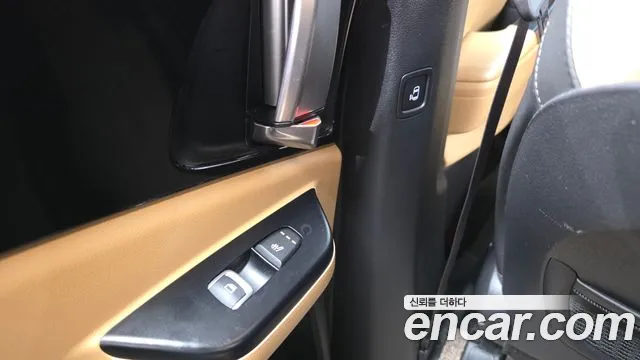 Kia Carnival — фото 18
