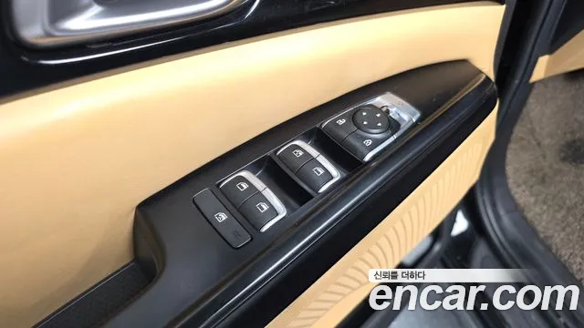 Kia Carnival — фото 29