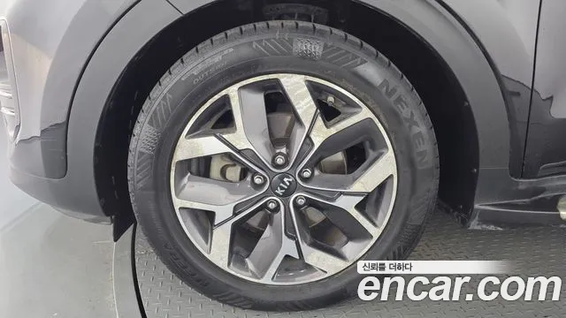 Kia Sportage — фото 5