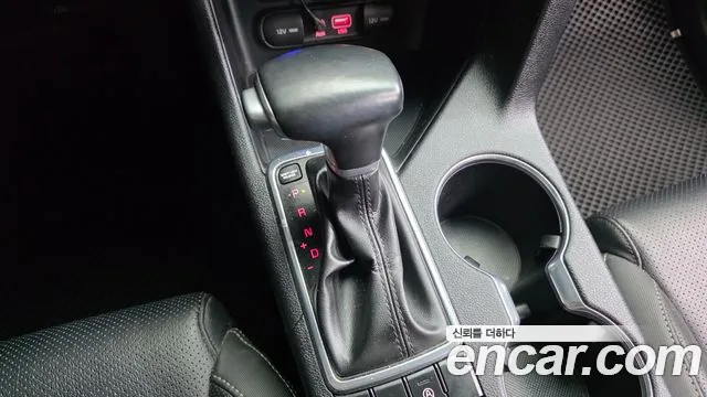 Kia Sportage — фото 9