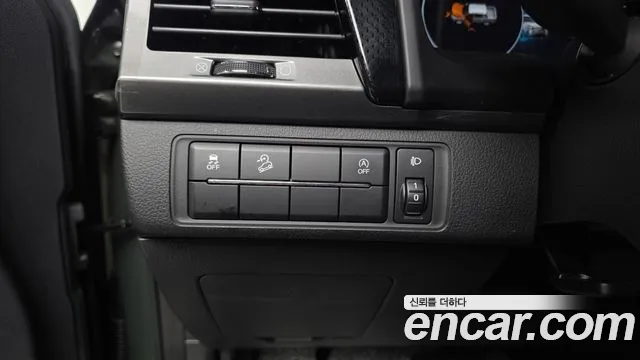 KG_Mobility_Ssangyong Rexton — фото 19
