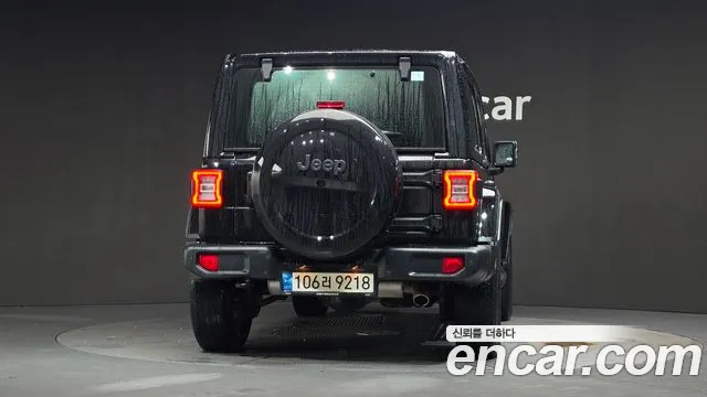 Jeep Wrangler — фото 4