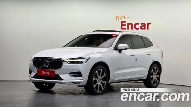 Volvo XC60 — фото 1