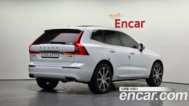Volvo XC60 — фото 2