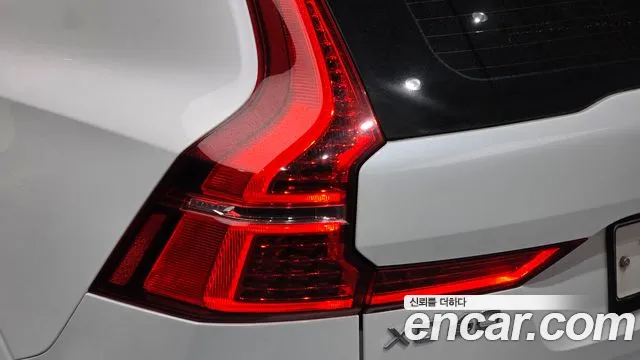 Volvo XC60 — фото 23