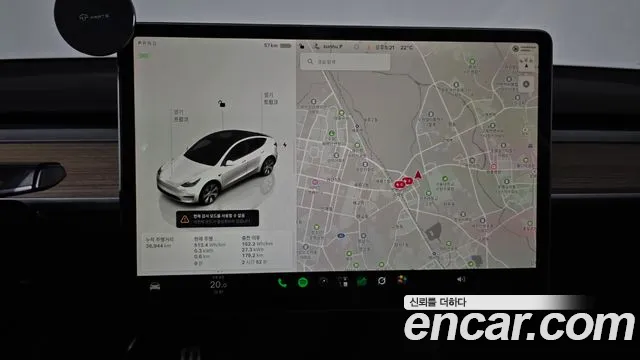 Tesla Model Y — фото 11