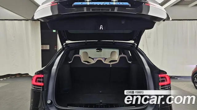 Tesla Model X — фото 19