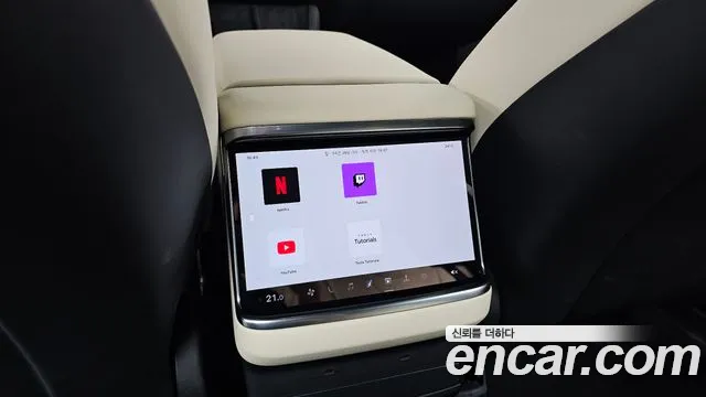 Tesla Model X — фото 34