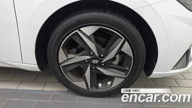 Hyundai Avante — фото 21