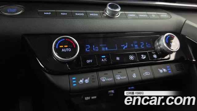 Hyundai Avante — фото 32