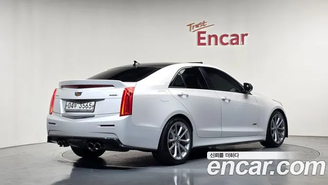 Cadillac ATS-V — фото 1