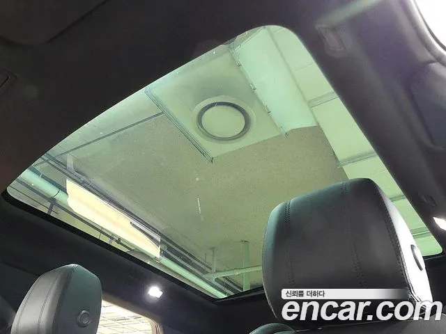 Land Rover Range Rover Evoque — фото 19