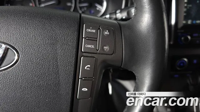 Hyundai Starex — фото 16