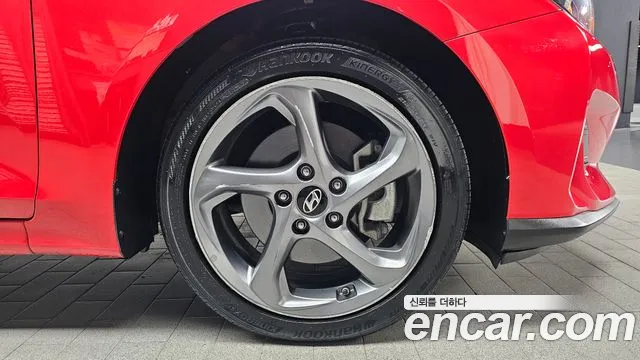 Hyundai Veloster — фото 21