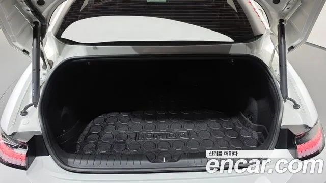 Hyundai Ioniq 6 — фото 20